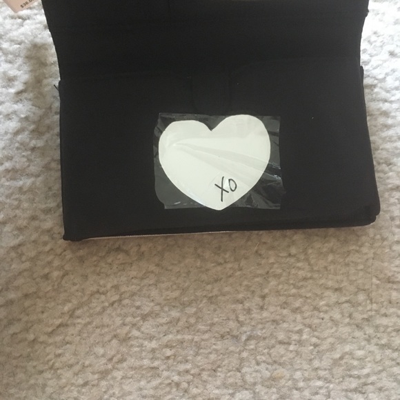 Victoria’s Secret Gold Wristlet Clutch - Picture 7 of 7